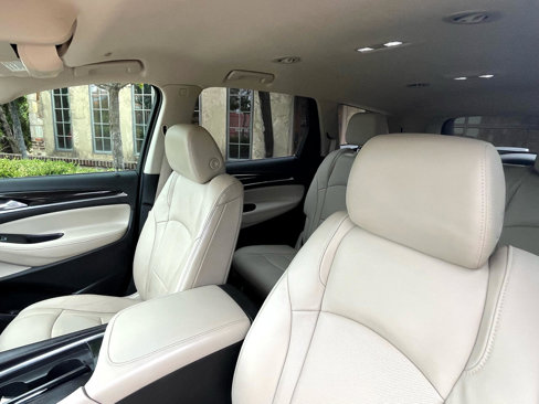 Used 2020 Buick Enclave Essence image 31