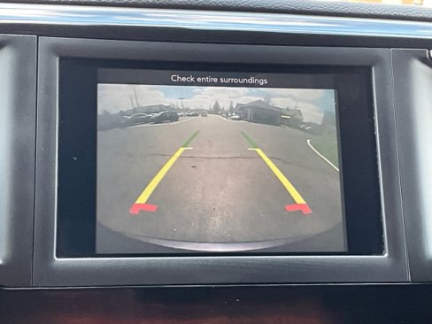 Used 2020 Chrysler Pacifica Touring-L image 22