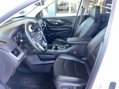 Used 2023 GMC Terrain SLT image 13