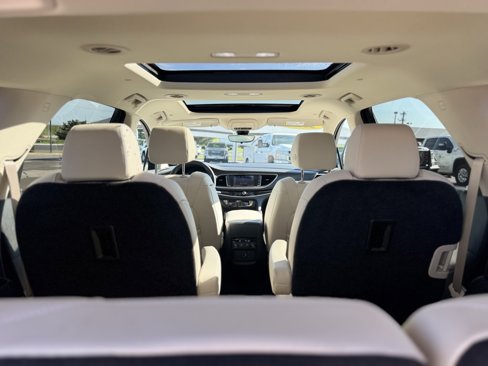 Used 2022 Buick Enclave Essence w/ Experience Buick Package image 7