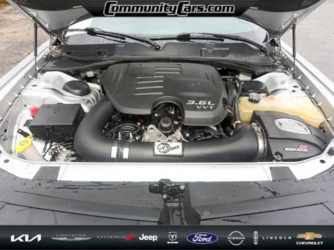 Used 2019 Dodge Challenger SXT image 21