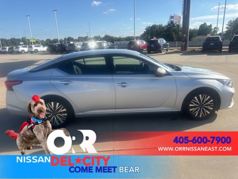 Used 2024 Nissan Altima 2.5 SV image 6