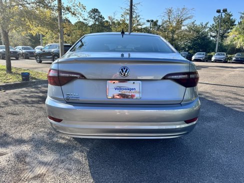 Certified 2021 Volkswagen Jetta SE w/ SE Cold Weather Package image 6