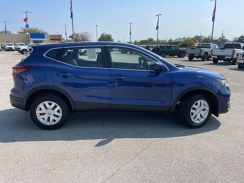 Used 2020 Nissan Rogue Sport S image 12