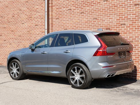 Used 2021 Volvo XC60 T8 Inscription Expression image 3