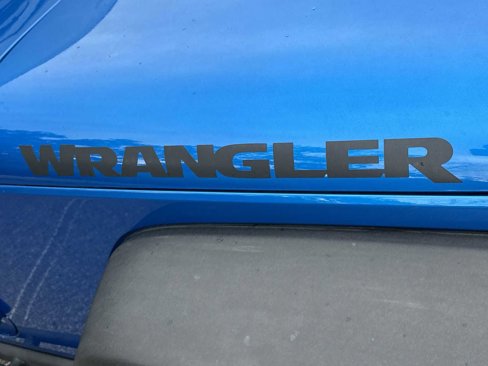 Used 2016 Jeep Wrangler Unlimited Sport image 11
