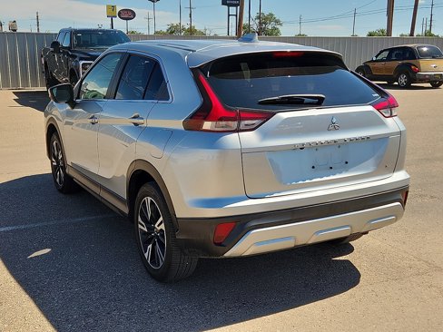 Used 2024 Mitsubishi Eclipse Cross SE image 3