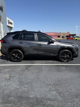 Used 2019 Toyota RAV4 XSE image 5