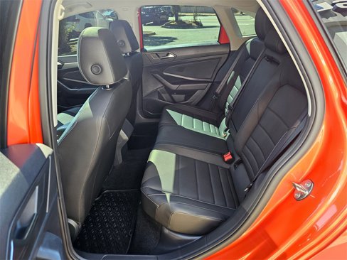 Used 2021 Volkswagen Jetta SE image 17
