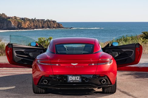 Used 2024 Aston Martin DB12 Coupe image 7