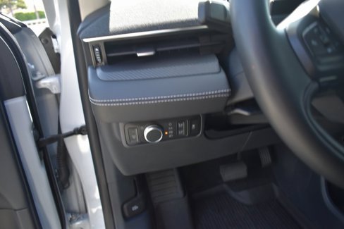 Used 2022 Ford Mustang Mach-E Premium image 18