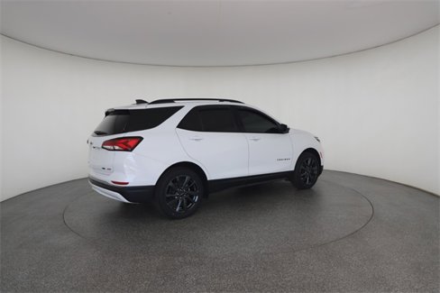 Used 2022 Chevrolet Equinox RS w/ Infotainment Package image 20