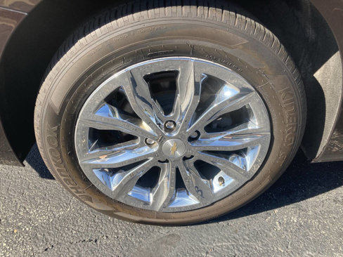 Used 2021 Chevrolet Malibu LT image 27