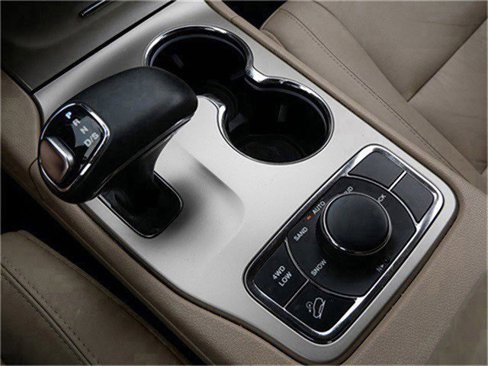 Used 2015 Jeep Grand Cherokee Limited image 24