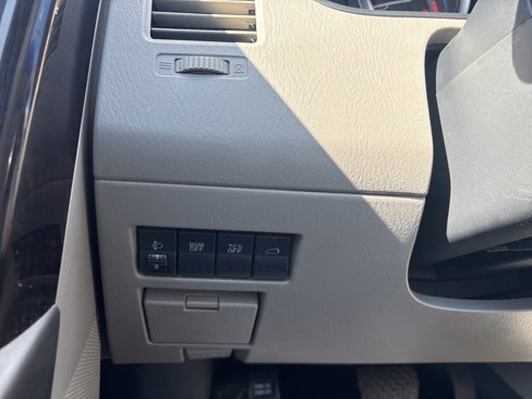Used 2011 MAZDA CX-9 Grand Touring w/ Moonroof & Bose Audio Pkg image 15