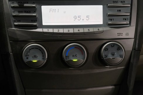 Used 2007 Toyota Camry LE image 17
