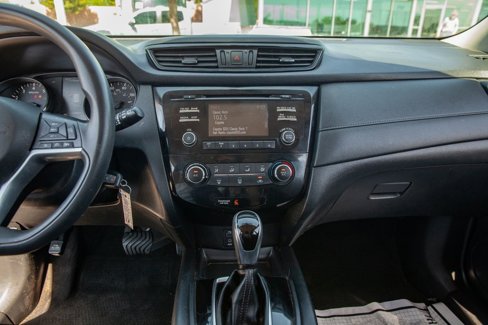 Used 2017 Nissan Rogue S image 15
