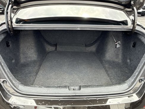 Used 2018 Honda Accord LX image 18