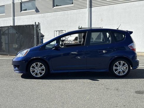 Used 2011 Honda Fit Sport image 8