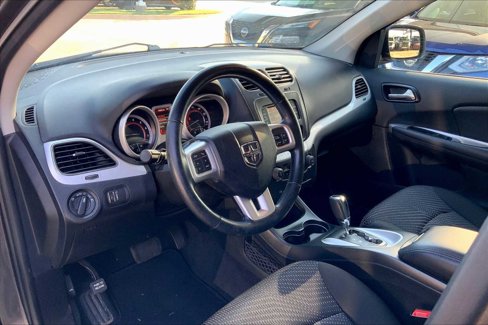 Used 2020 Dodge Journey SE w/ SE Popular Equipment Group image 15