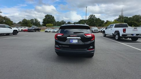 Certified 2022 GMC Terrain SLE w/ Driver Convenience Package image 7