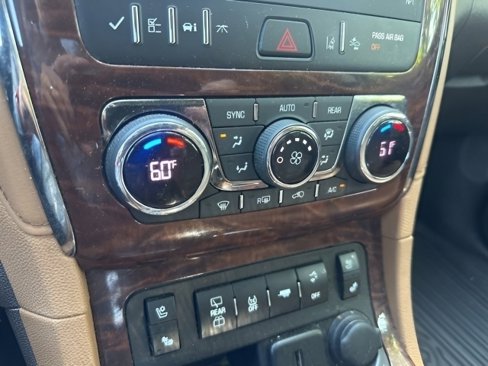 Used 2017 Buick Enclave Premium w/ Experience Buick Package image 26