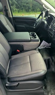 Used 2018 Nissan Titan S image 15