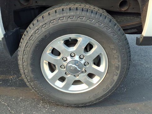 Used 2015 Chevrolet Silverado 2500 LT w/ LT Convenience Package image 25