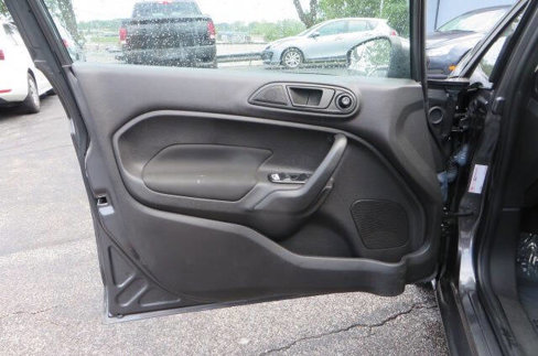 Used 2019 Ford Fiesta SE image 10