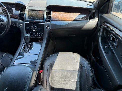 Used 2013 Ford Taurus Limited image 19