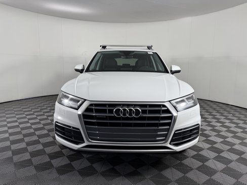 Used 2019 Audi Q5 2.0T Premium Plus w/ Premium Plus Package image 2