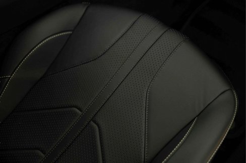 New 2025 Aston Martin V8 Vantage Coupe image 27