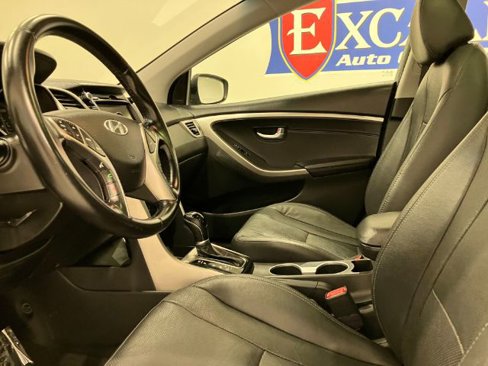 Used 2013 Hyundai Elantra GT w/ Tech Pkg image 28