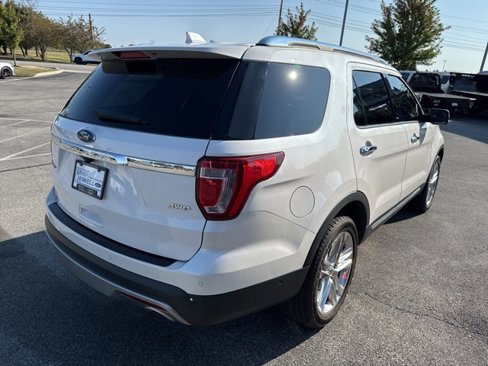 Used 2017 Ford Explorer Limited w/ Equipment Group 301A image 6