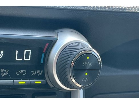 Used 2023 Toyota RAV4 XLE image 28
