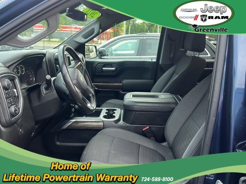 Used 2021 Chevrolet Silverado 1500 LT Trail Boss w/ Convenience Package II image 3