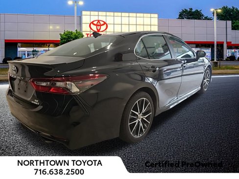 Used 2021 Toyota Camry SE w/ Audio Upgrade Package image 9