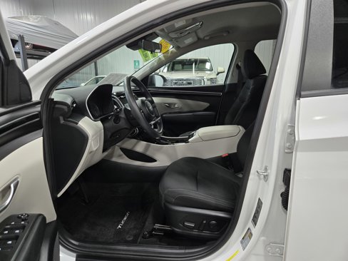 Used 2022 Hyundai Tucson SEL w/ Cargo Package image 12
