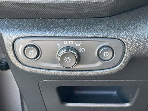 Used 2023 Chevrolet TrailBlazer ACTIV w/ Sun and Liftgate Package image 17