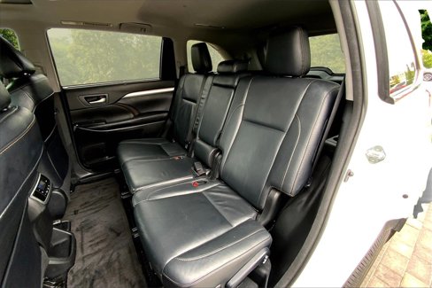 Used 2018 Toyota Highlander XLE image 22