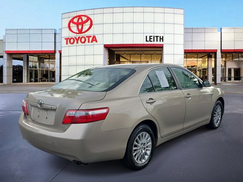 Used 2009 Toyota Camry LE image 5