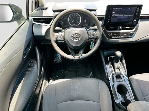 Used 2022 Toyota Corolla LE image 20