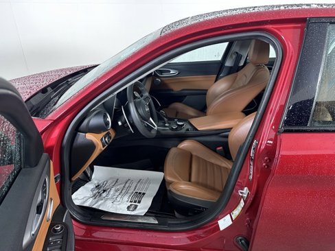 Used 2019 Alfa Romeo Giulia Ti Sport w/ Quick Order Package 22S Sport image 23