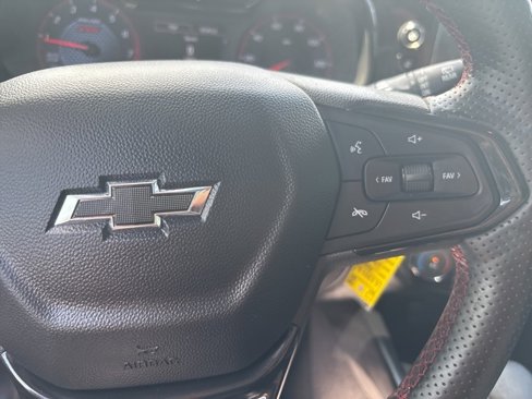 Used 2024 Chevrolet Trax RS w/ Sunroof Package image 15