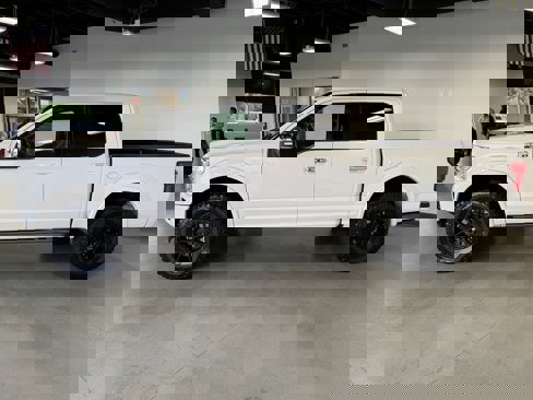 Used 2019 Ford F150 Platinum w/ Technology Package image 4