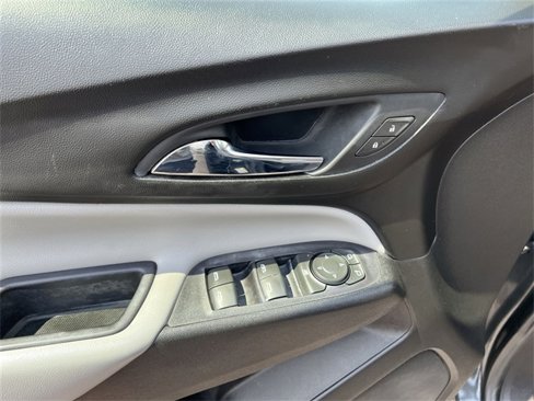 Used 2018 Chevrolet Equinox LS image 15