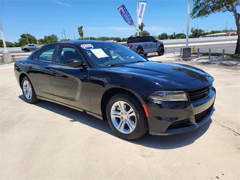 Used 2022 Dodge Charger SXT w/ Leather Interior Group image 14