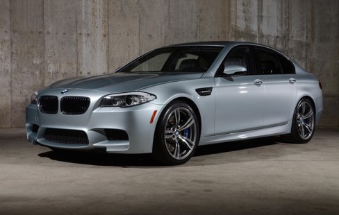 Used 2013 BMW M5 image 2