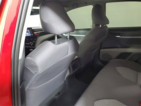 Used 2024 Toyota Camry LE image 10
