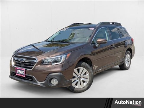 Used 2019 Subaru Outback 2.5i Premium image 1